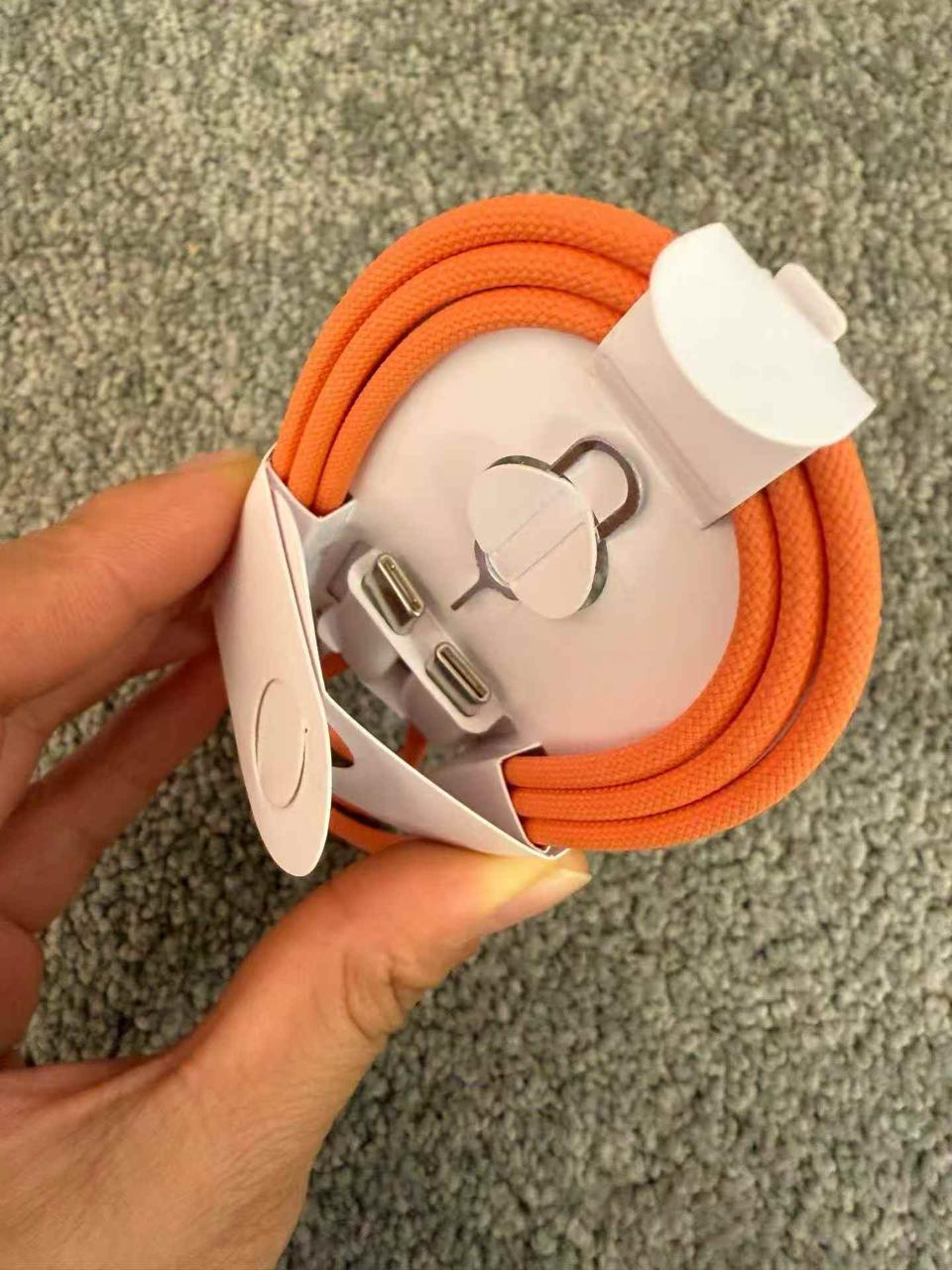 1M Orange 60W USB-C to USB-C Cable